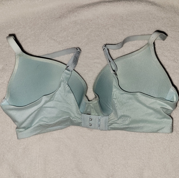 Bra - Picture 2 of 3